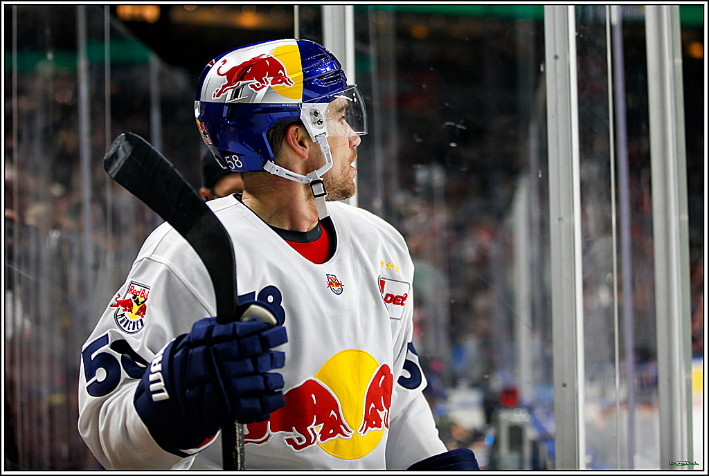 PENNY DEL; Koelner Haie- Red BUll Muenchen; Koeln, 08.11.2022